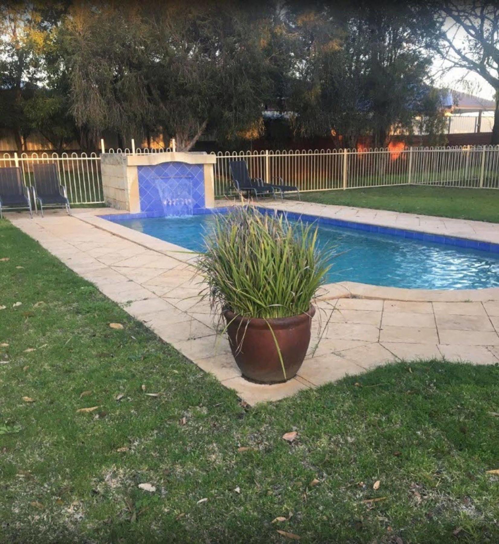 Wattle Grove Motel Perth Dış mekan fotoğraf