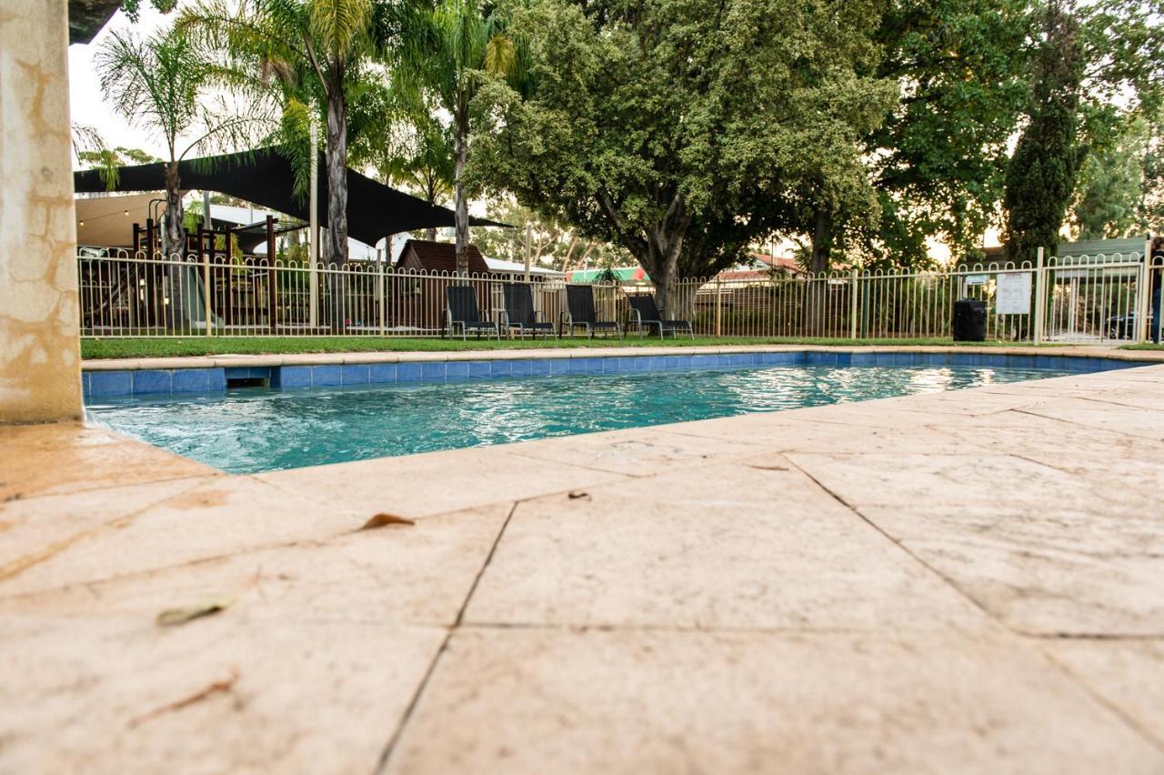 Wattle Grove Motel Perth Dış mekan fotoğraf